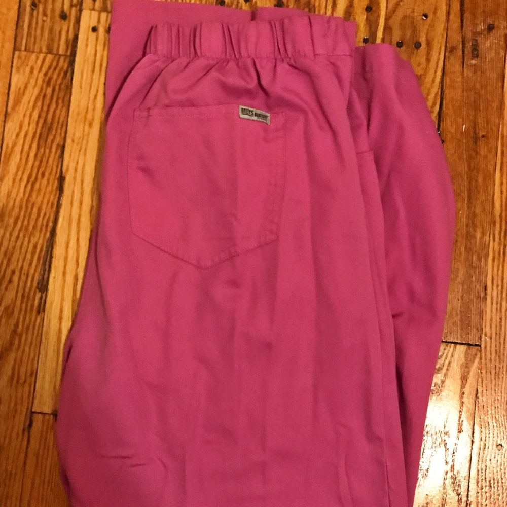 Active collection scrub pants